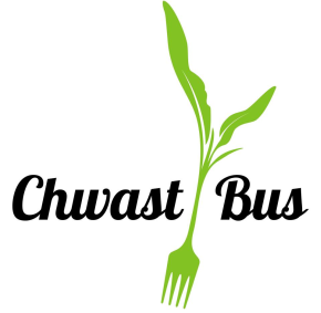 Zdjęcie przedstawia logo food tracka - Chwast Bus